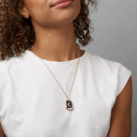 18K Yellow Gold Le Stelle Star Onyx Locket