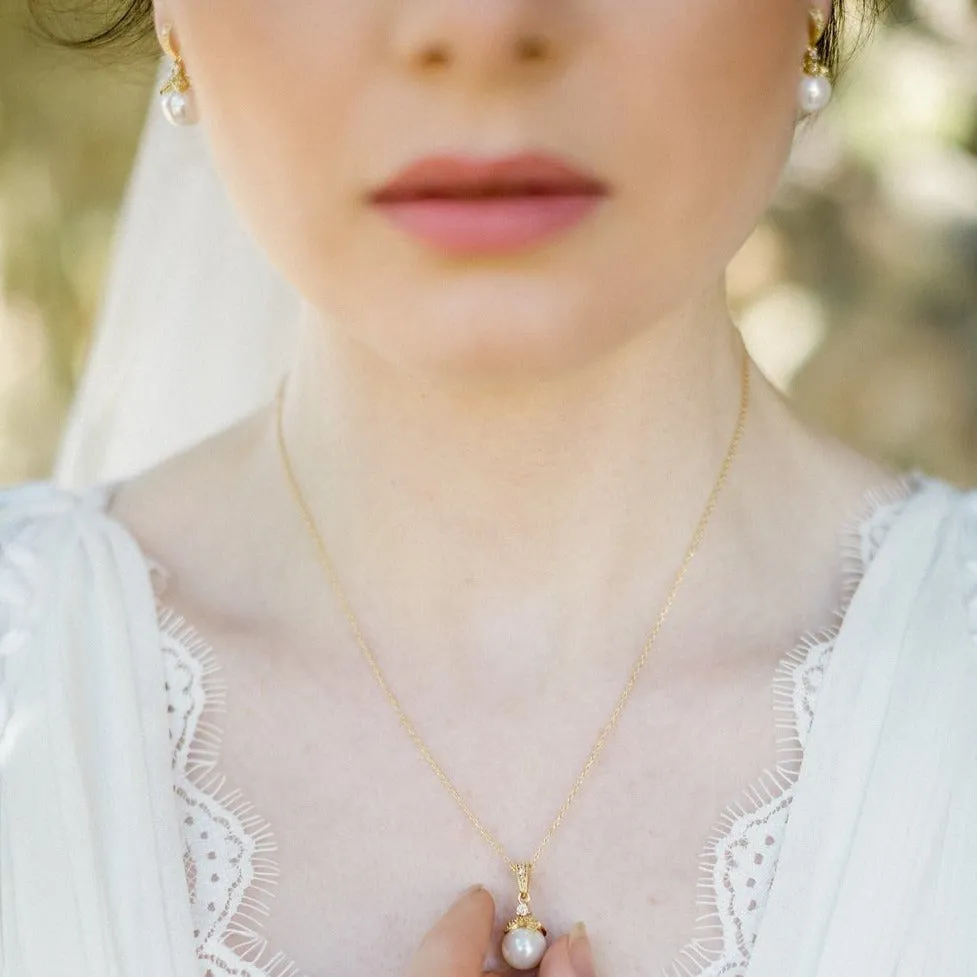 Ariel, Gold & Pearl Pendant