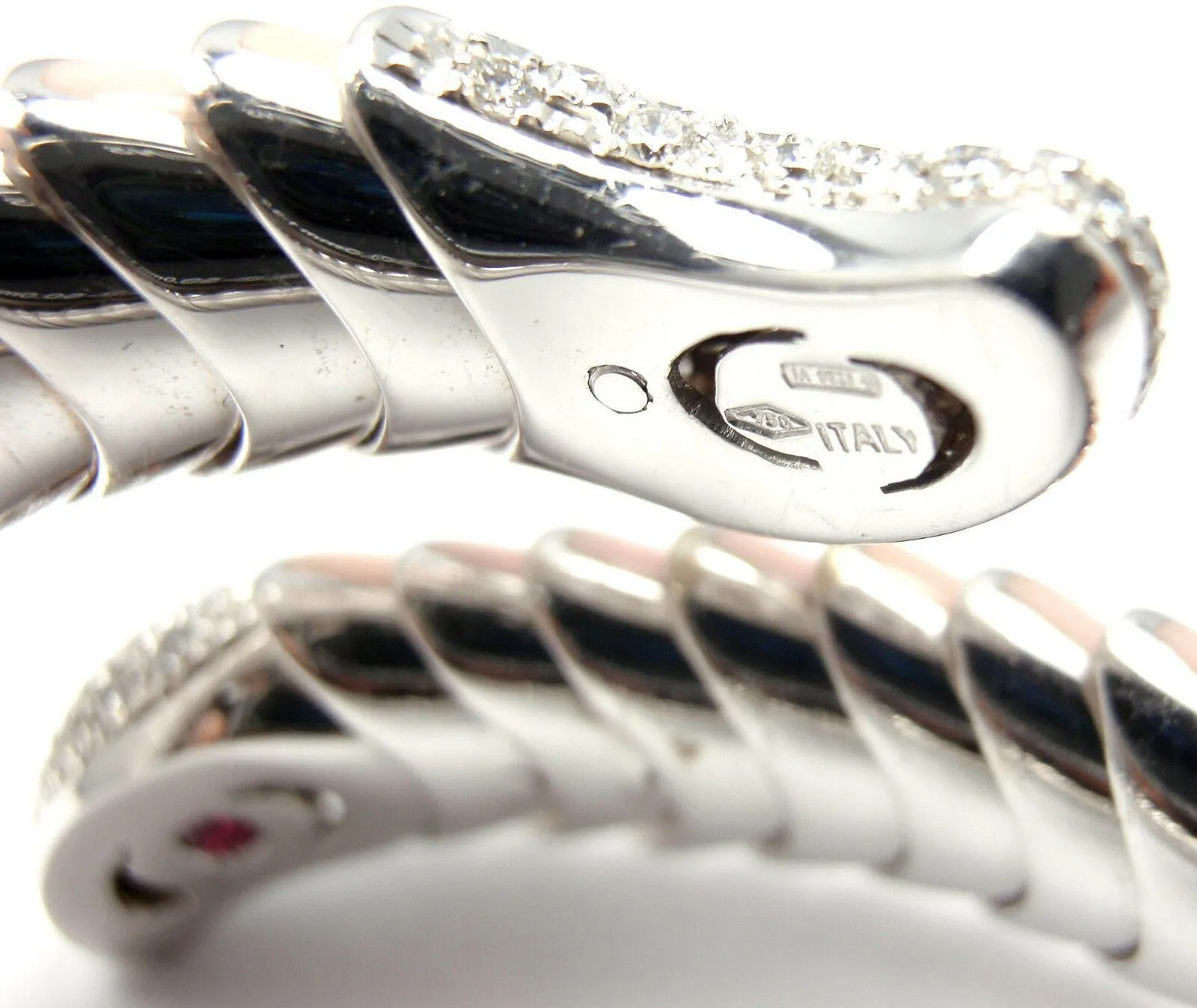 Authentic! Roberto Coin 18k White Gold Enamel Ruby Diamond Cobra Bangle Bracelet