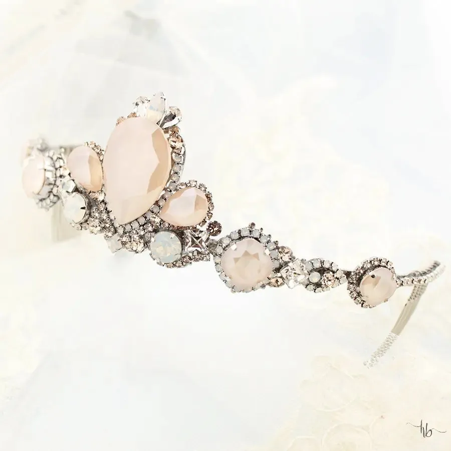 Lisette Tiara