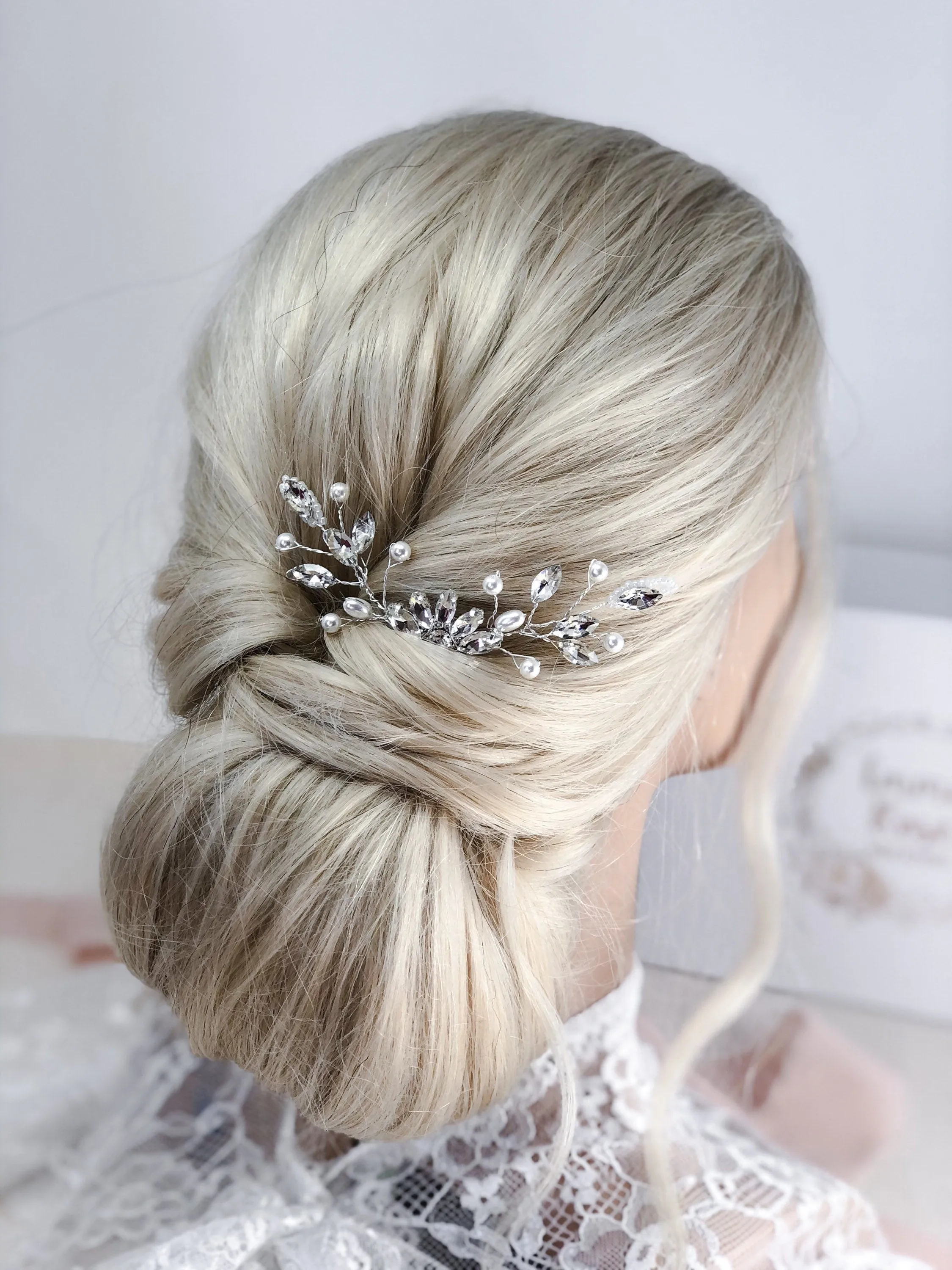 Small Bridal Hair Comb, Bridesmaid Comb, Silver Wedding Hair Pin, Bridal Hair Accessory