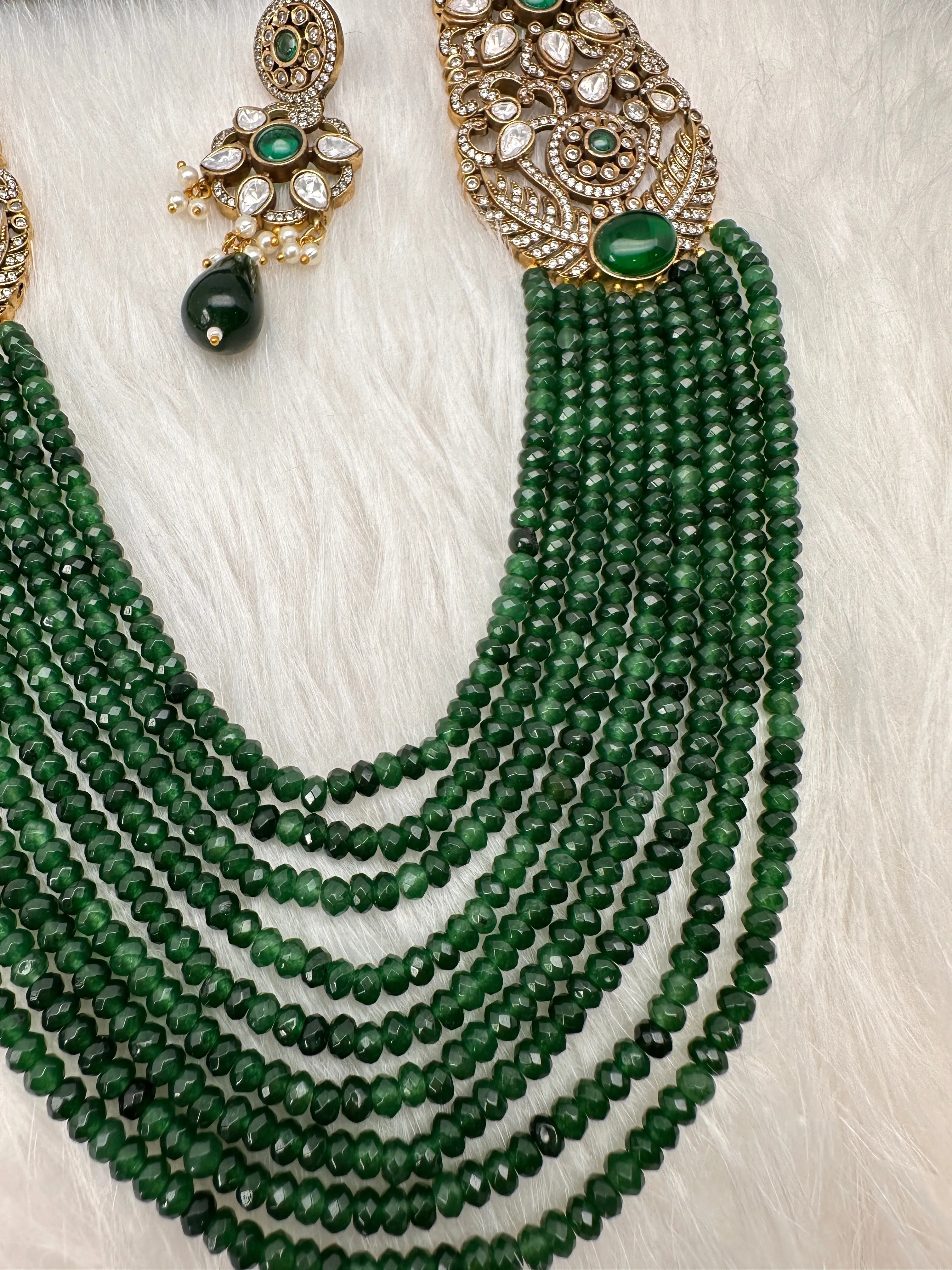 Victorian Kundan Side Brochuer Green Onyx Beads Necklace